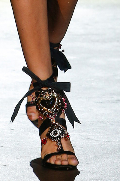 dsquared shoes with eye