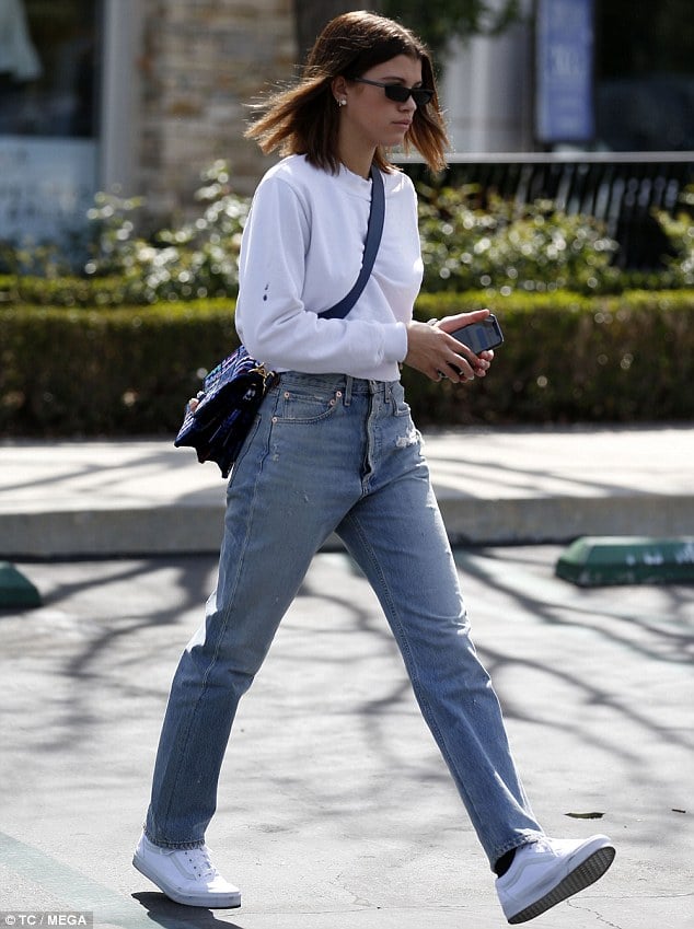 blue sneakers with jeans