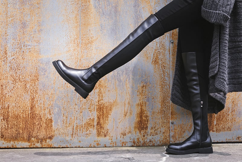 Thigh high boots shoe trend this winter 
