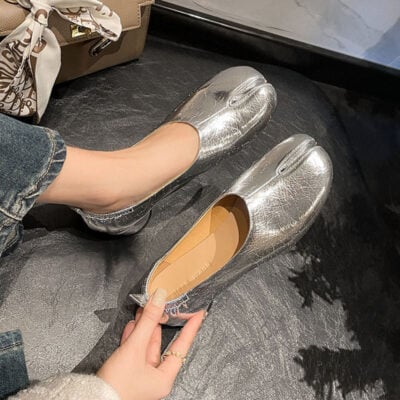CHIKO Daeshandra Round Toe Block Heels Pumps Shoes