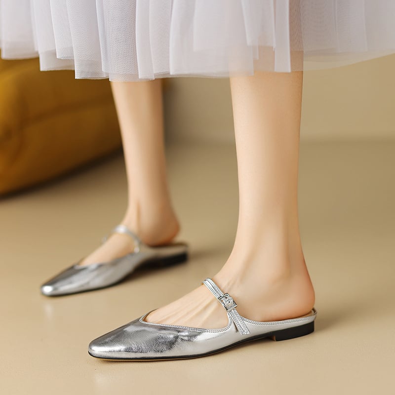 CHIKO Kasie Round Toe Block Heels Clogs/Mules Shoes