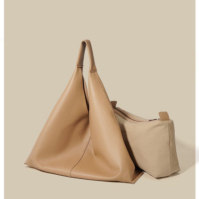 CHIKO Kortina Shoulder Handbags