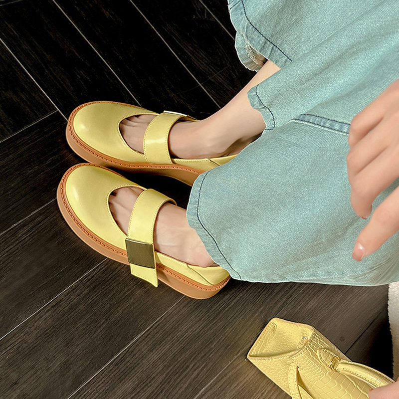 CHIKO Marie Claire Round Toe Flatforms Mary Jane Shoes
