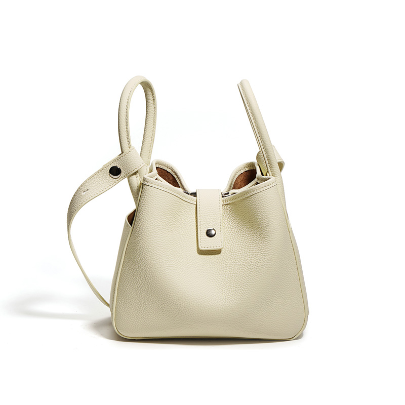 CHIKO Talesha Shoulder Handbags
