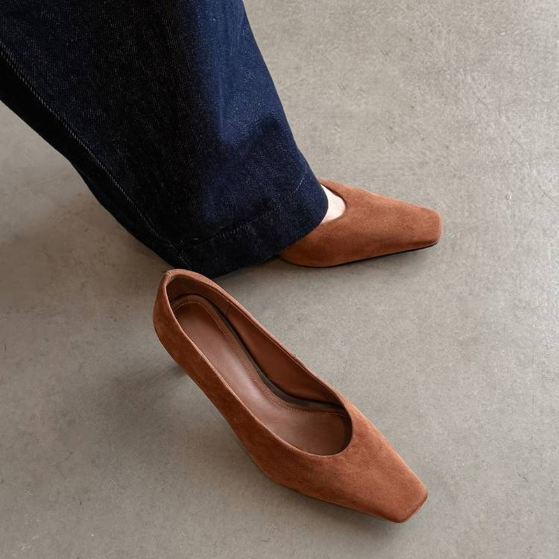 CHIKO Cosma Pointy Toe Kitten Heels Pumps Shoes | Women Shoes, Pumps Shoes, Minimalism