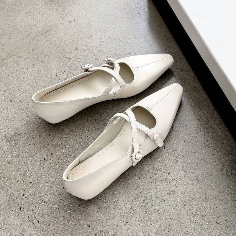 CHIKO Dyana Pointy Toe Block Heels Mary Jane Shoes