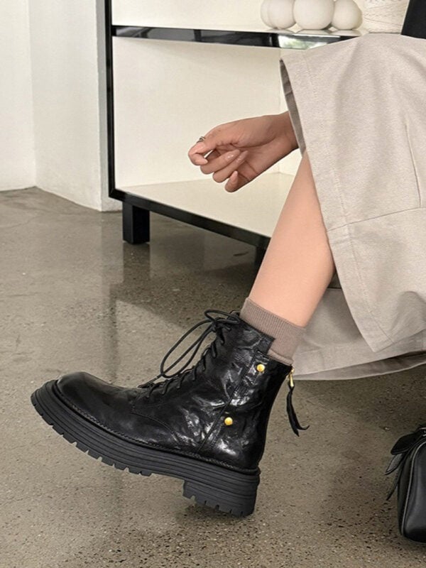 combat boots