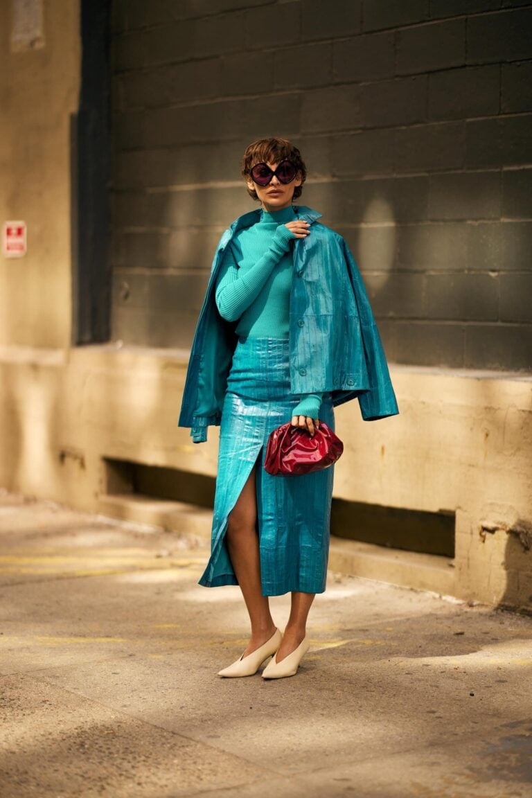 new-york-fashion-week-spring-2027-street-style-glove-shoes